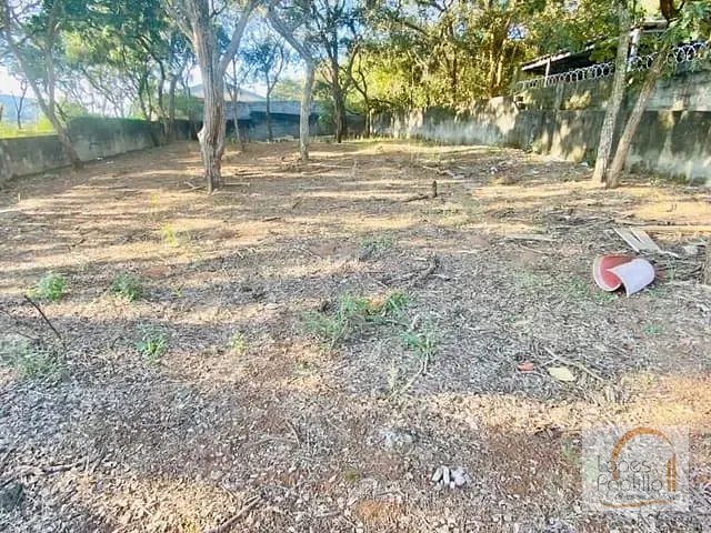 Terreno com 543m², à venda, no bairro Campos de Atibaia em Atibaia