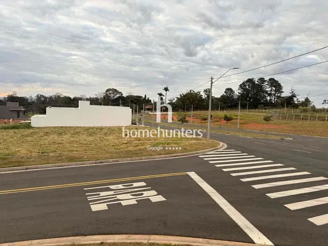 Terreno com 428m², à venda, no bairro Colinas do Castelo em Jaguariúna