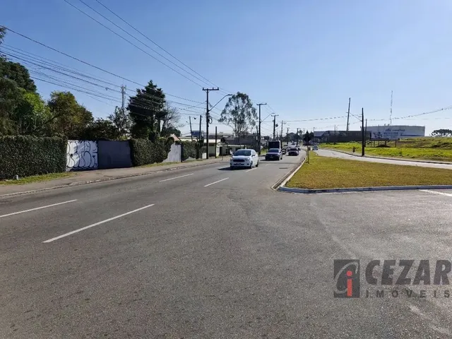 Terreno à venda, no bairro Centro em Pinhais