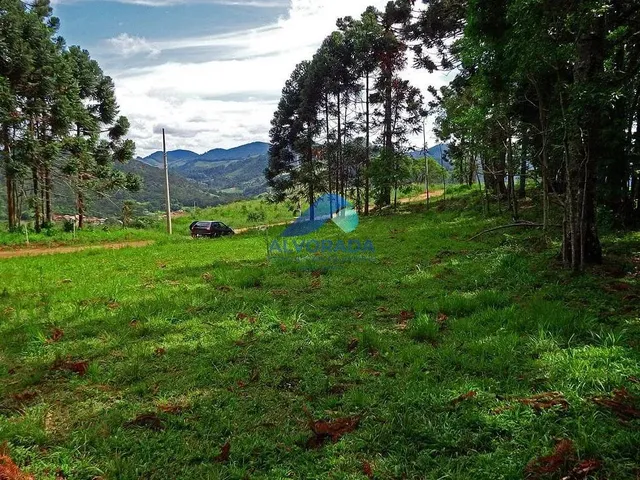 Terreno com 1078m², à venda, no bairro Centro em Gonçalves