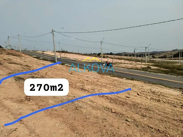 Terreno com 270m², à venda, no bairro Jardim Imperial em São José dos Campos