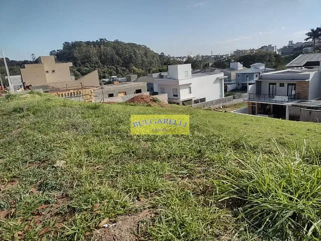 Terreno com 300m², à venda, no bairro GRAMADÃO em JUNDIAI