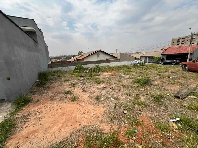 Terreno com 215m², à venda, no bairro Jardim Beija Flor em Indaiatuba