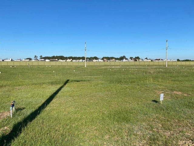 Terreno com 284m², à venda, no bairro Laranjal em Pelotas