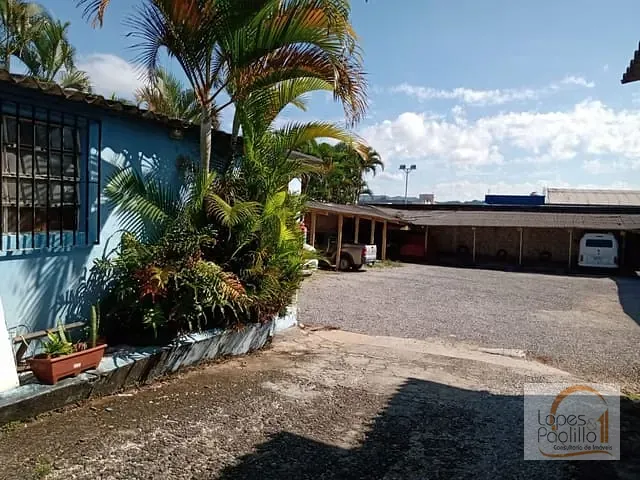 Terreno com 695m², à venda, no bairro Centro em Atibaia