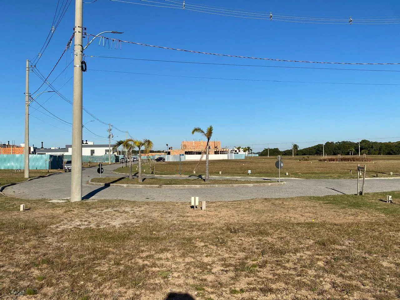 Terreno à venda no Riviera, Laranjal - 537 m² de área total, com frente de 12 metros e condomínio com infraestrutura impecável. - 8