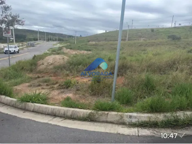Terreno com 257m², à venda, no bairro Putim em São José dos Campos