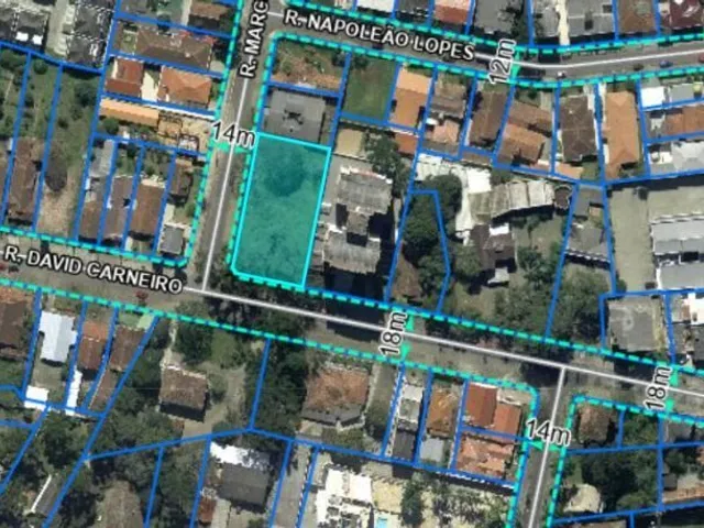 Terreno à venda, no bairro São Francisco em Curitiba