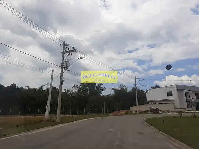 Terreno com 377m², à venda, no bairro Jardim Celeste em Jundiaí
