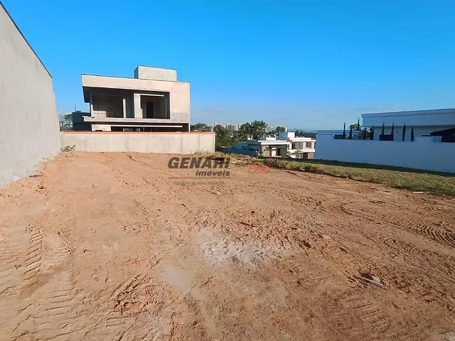 Terreno com 360m², à venda, no bairro Jardim Residencial Sapezal em Indaiatuba
