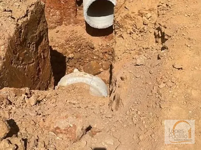 Terreno com 300m², à venda, no bairro Jardim Estância Brasil em Nazaré Paulista