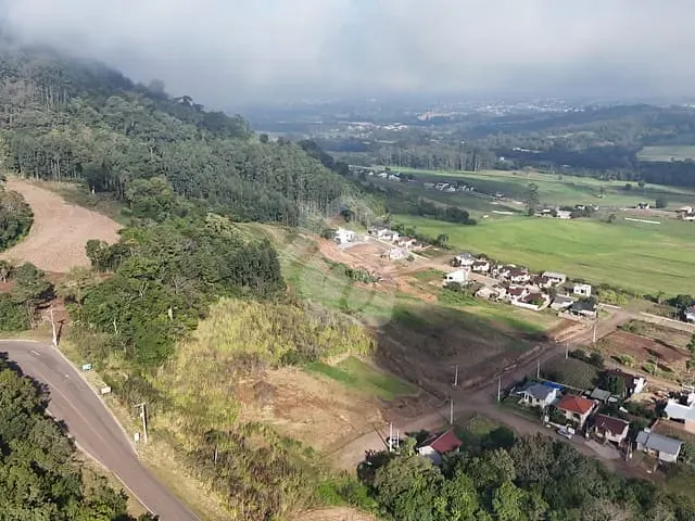 Terreno à venda, no bairro Centro em Westfalia