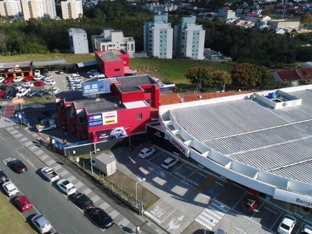 Terreno à venda, no bairro Uberaba em Curitiba