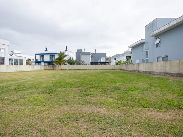 Terreno com 424m², à venda, no bairro São Gonçalo em Pelotas
