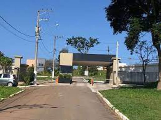 Terreno com 2070m², à venda, no bairro Chácaras Cataguá em Taubaté