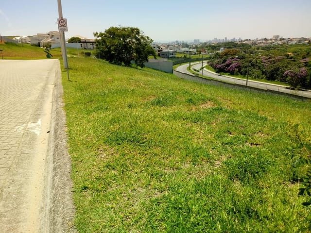 Terreno com 752m², à venda, no bairro Condomínio Reserva do Paratehy em São José dos Campos