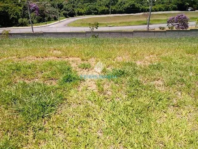 Terreno com 752m², à venda, no bairro Condomínio Reserva do Paratehy em São José dos Campos
