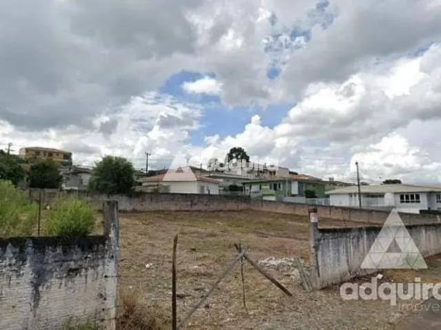 Terreno com 928m², à venda, no bairro Uvaranas em Ponta Grossa