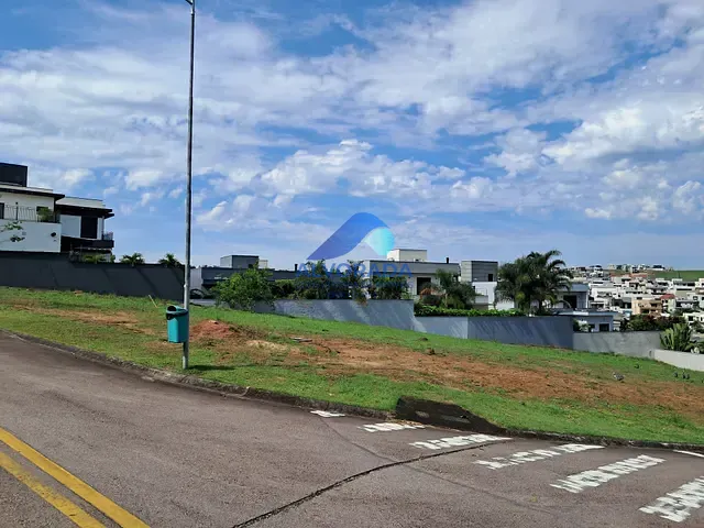Terreno com 739m², à venda, no bairro Urbanova em São José dos Campos