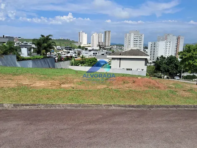 Terreno com 739m², à venda, no bairro Urbanova em São José dos Campos