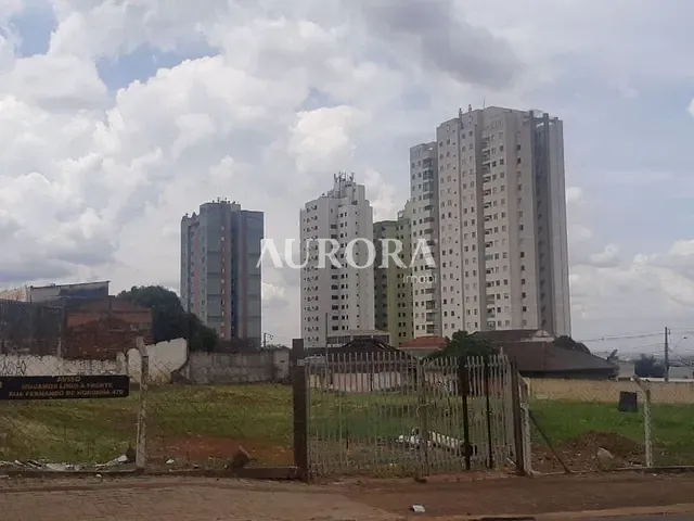 Terreno com 4694m², à venda, no bairro Centro em Londrina