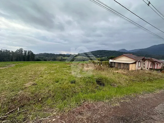 Terreno com 413m², à venda, no bairro Germânia em Westfalia