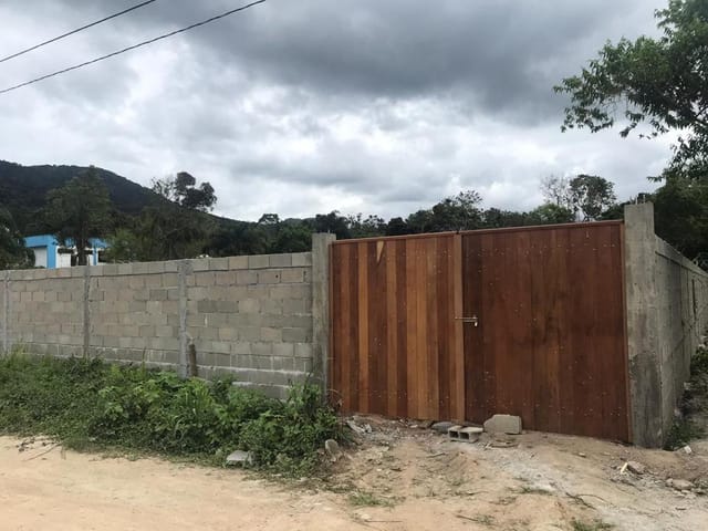 Terreno com 1423m², à venda, no bairro Jardim Carolina em Ubatuba