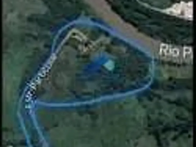Terreno com 108900000m², à venda, no bairro Moreira César em Pindamonhangaba