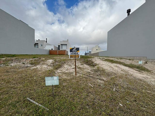 Terreno com 182m², à venda, no bairro Três Vendas em Pelotas