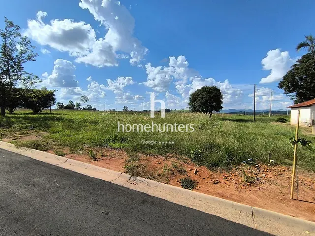 Terreno com 420m², à venda, no bairro Portal das Laranjeiras em Corumbataí