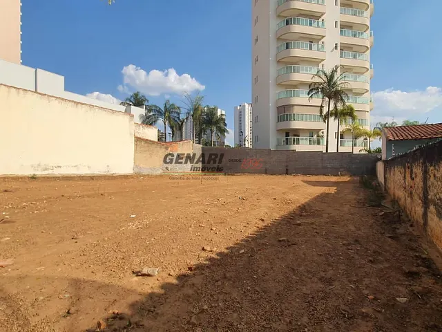 Terreno com 469m², à venda, no bairro Vila Sfeir em Indaiatuba