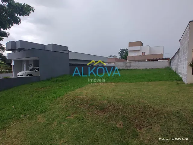 Terreno com 300m², à venda, no bairro Condomínio Terras do Vale em Caçapava