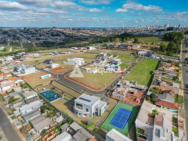 Terreno com 330m², à venda, no bairro Jardim Carvalho em Ponta Grossa