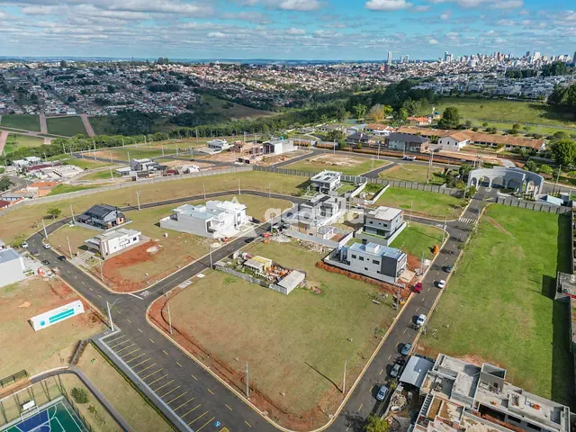 Terreno com 330m², à venda, no bairro Jardim Carvalho em Ponta Grossa