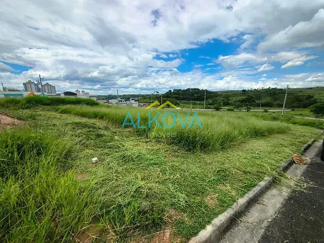 Terreno com 362m², à venda, no bairro Portal dos Passaros em São José dos Campos