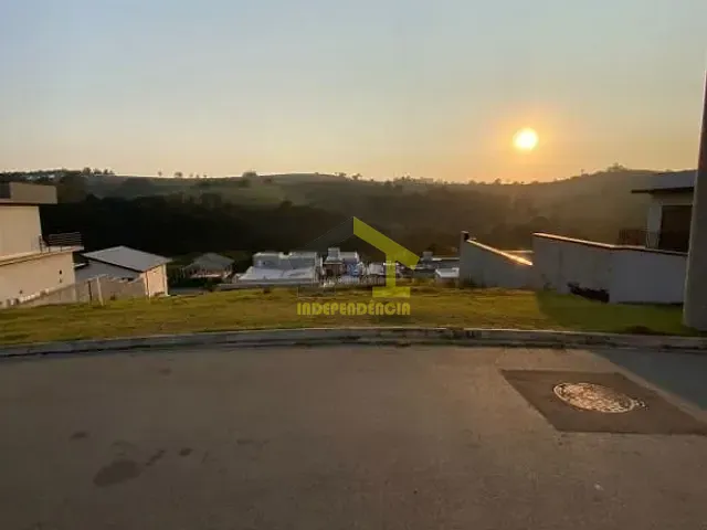 Terreno com 415m², à venda, no bairro Bairro Itapema em Itatiba