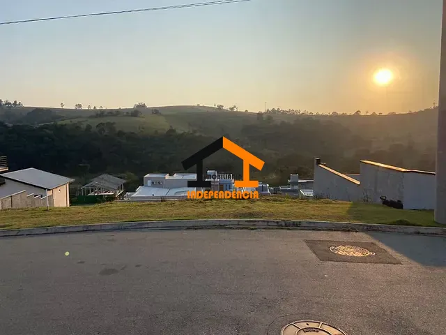 Terreno com 415m², à venda, no bairro Bairro Itapema em Itatiba