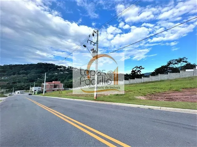 Terreno com 512m², à venda, no bairro Cidade Satélite em Atibaia