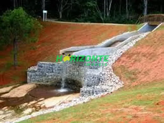 Terreno com 1000m², à venda, no bairro Canaã em Jambeiro