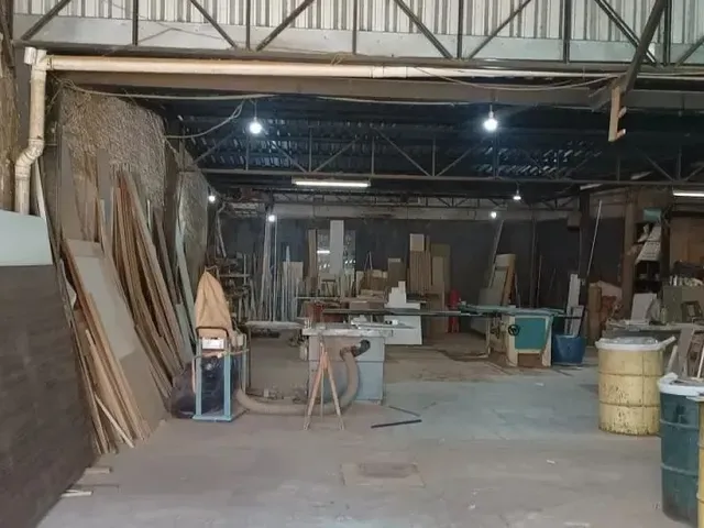 Terreno à venda, no bairro Sítio Cercado em Curitiba