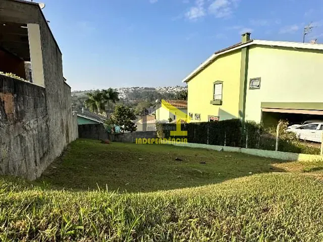 Terreno com 300m², à venda, no bairro Residencial Fazenda Serrinha em Itatiba