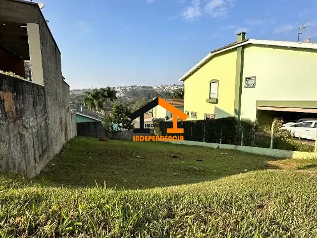 Terreno com 300m², à venda, no bairro Residencial Fazenda Serrinha em Itatiba