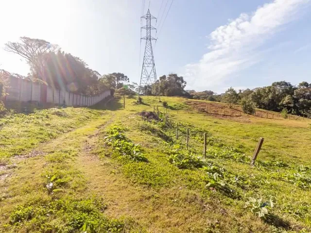 Terreno à venda, no bairro Santa Cândida em Curitiba