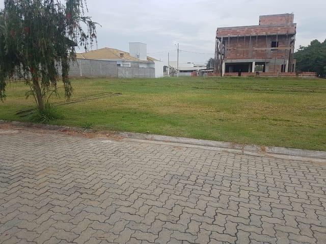 Terreno com 300m², à venda, no bairro Veredas dos Manacás em Pindamonhangaba
