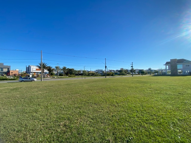 Terreno com 400m², à venda, no bairro Laranjal em Pelotas