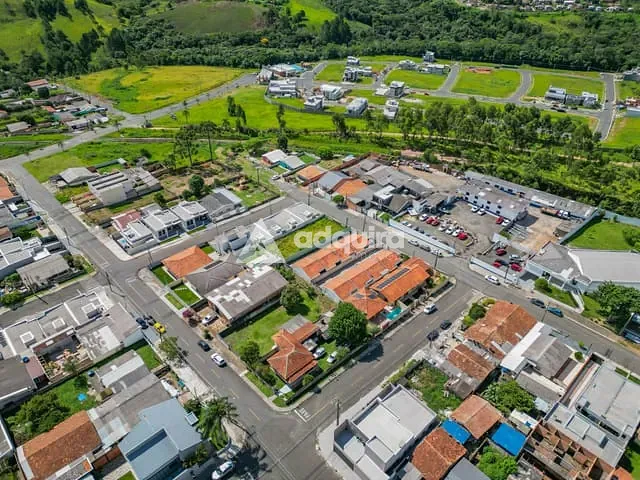 Terreno com 924m², à venda, no bairro Orfãs em Ponta Grossa