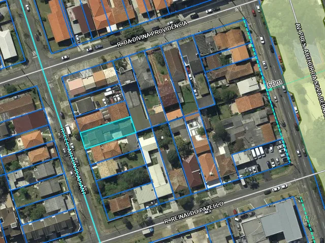 Terreno com 324m², à venda, no bairro Santa Quitéria em Curitiba