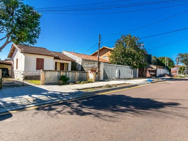 Terreno com 324m², à venda, no bairro Santa Quitéria em Curitiba
