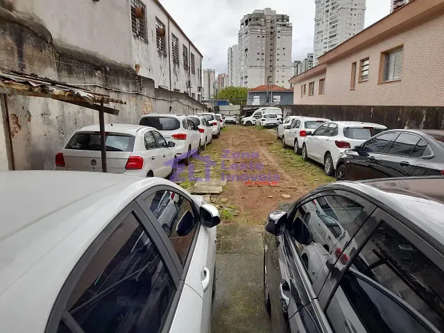 Terreno com 500m², para alugar, no bairro Vila Regente Feijó em São Paulo