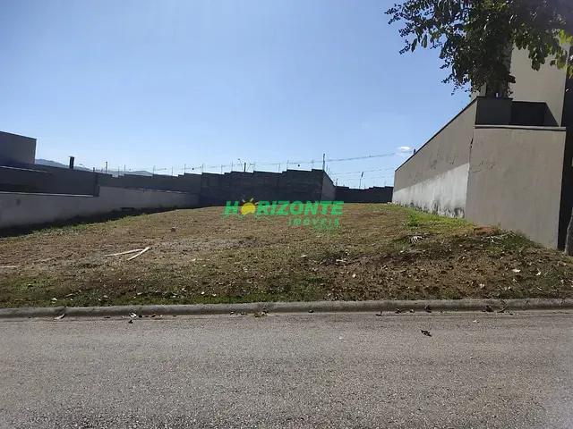 Terreno com 601m², à venda, no bairro Urbanova em São José dos Campos